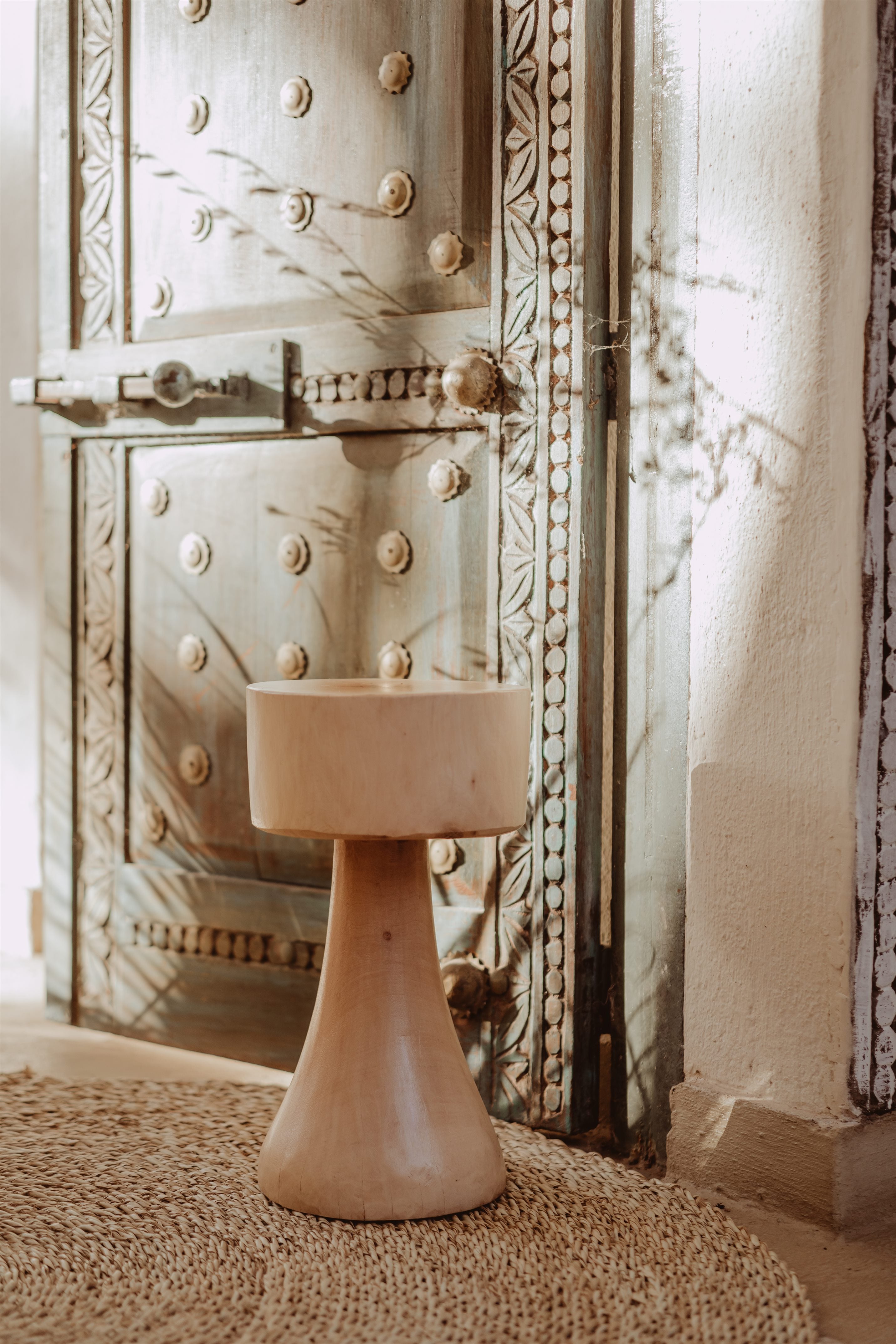 ITAI STOOL