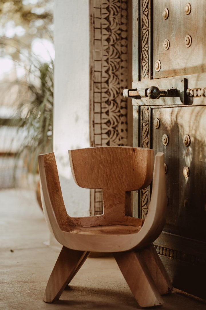 CHIPO CHAIR
